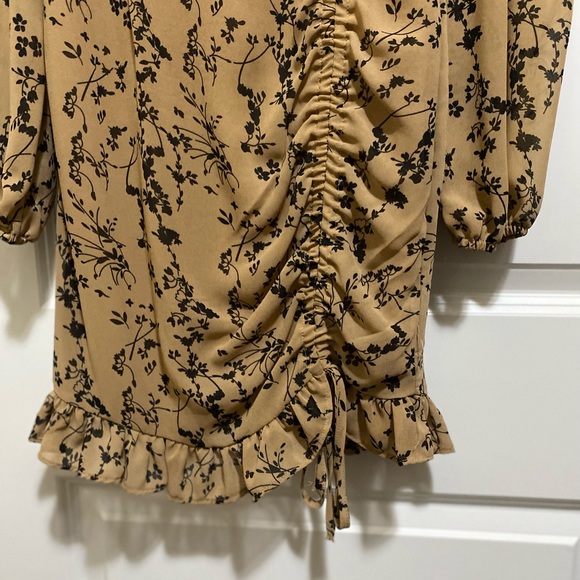 Dress - Picture 5 of 6